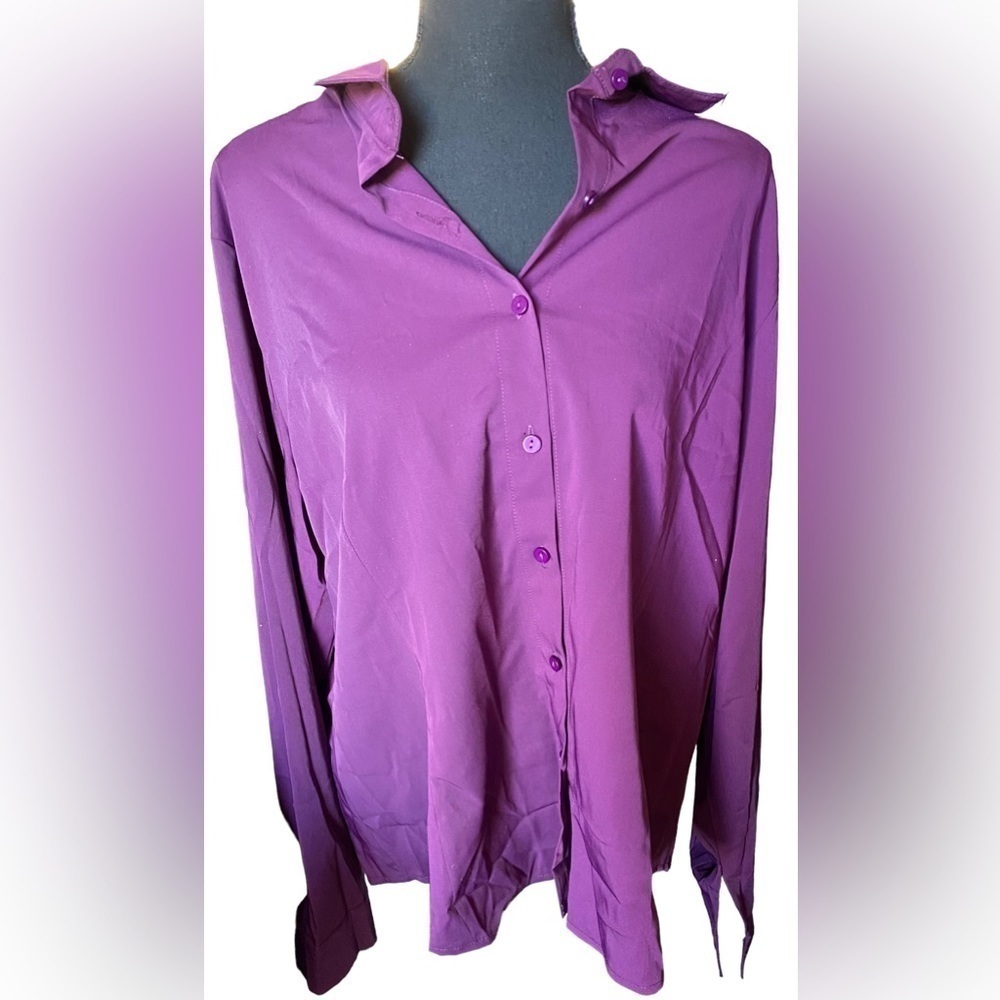 NWT Women Basic‎ Dark Purple Button up Shirt. Size 4xl